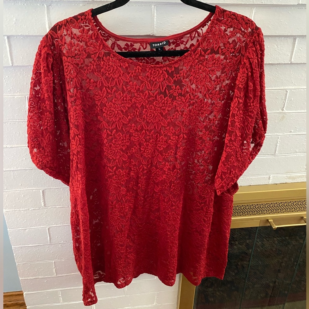 NWT Sz 5x Torrid Lace Top
